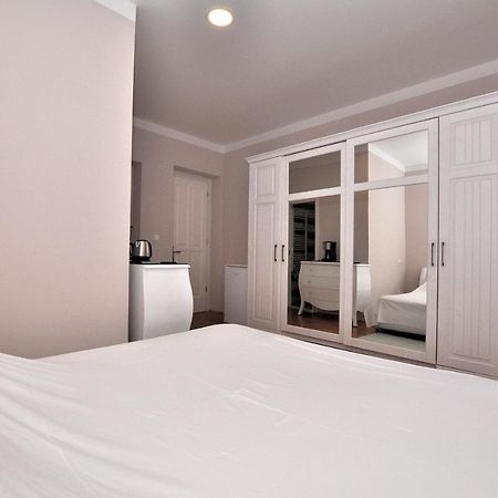 Bedroom With Bathroom Shower Split Exterior foto